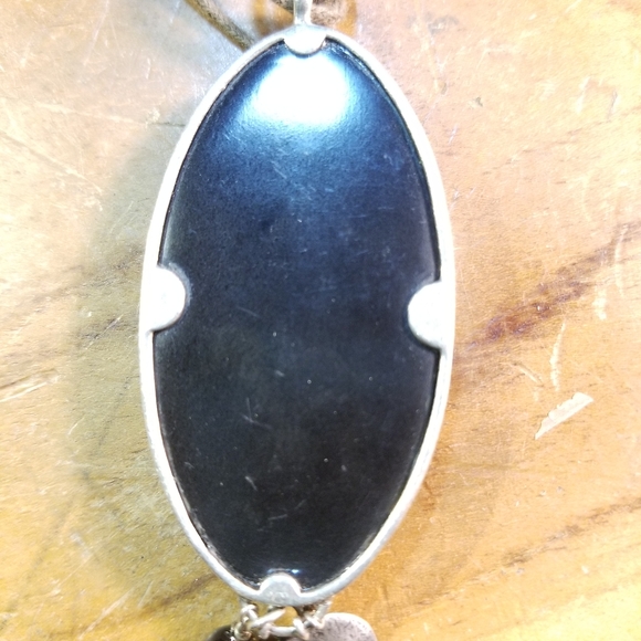 Indonesia 925 Resin Leaf Pendant - Picture 6 of 10